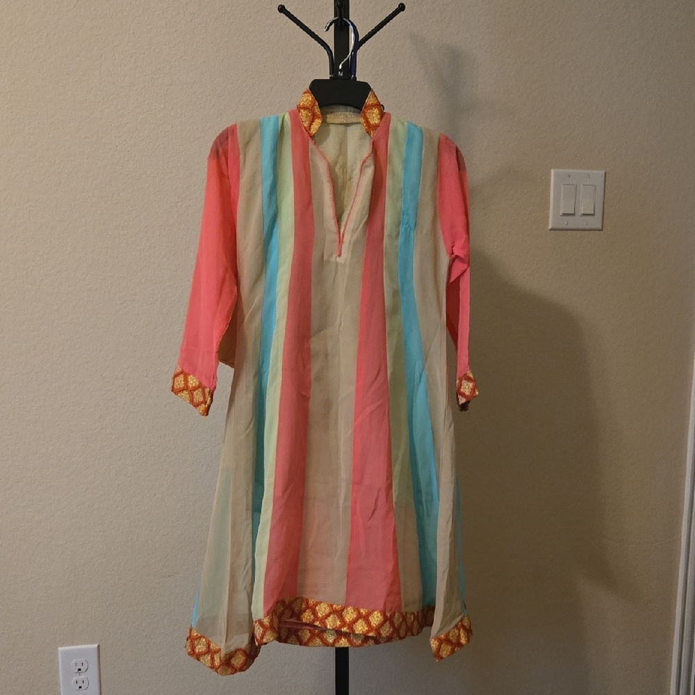 Casual Pink and Cream Dress with Mandarin Collar